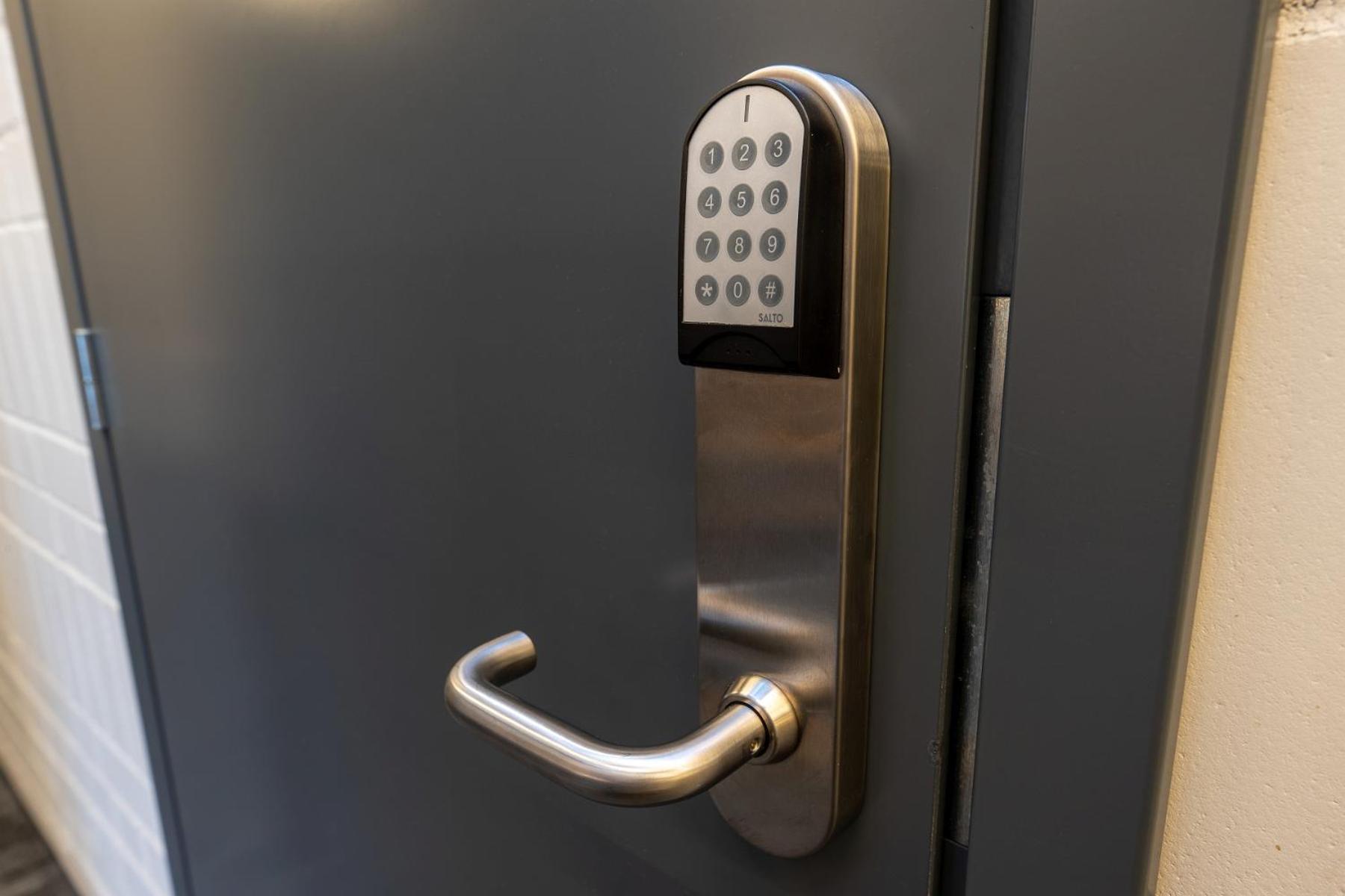 Loft Inn Self-Check In Vilnius Ngoại thất bức ảnh